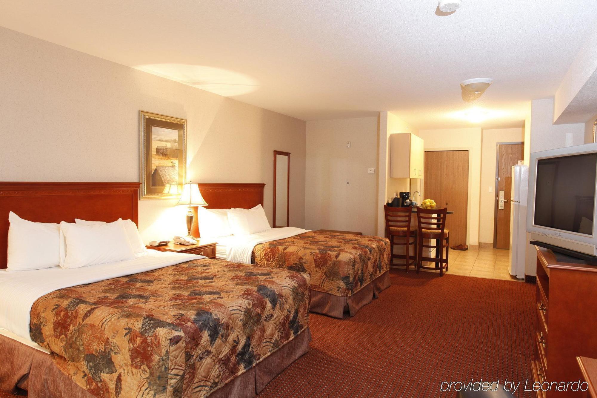 Coast Grimshaw Hotel & Suites Exterior photo