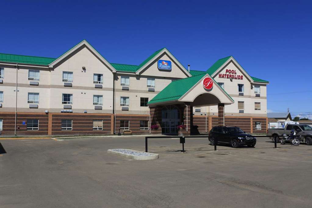 Coast Grimshaw Hotel & Suites Exterior photo